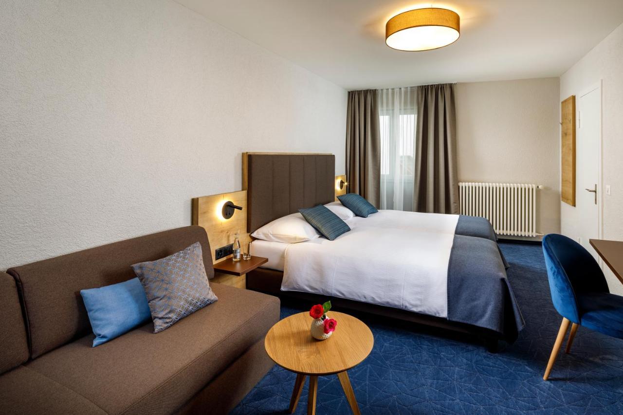 Hotel Tivoli Schlieren Buitenkant foto
