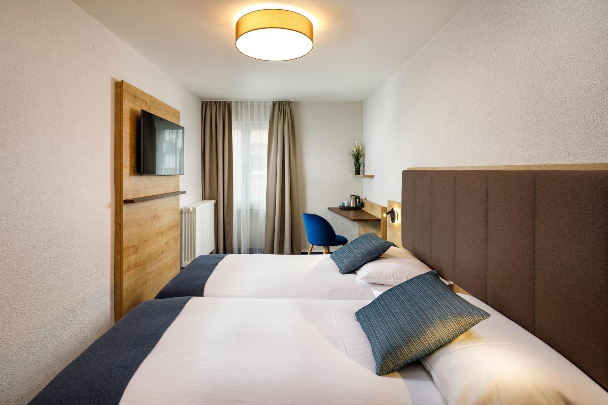 Hotel Tivoli Schlieren Buitenkant foto
